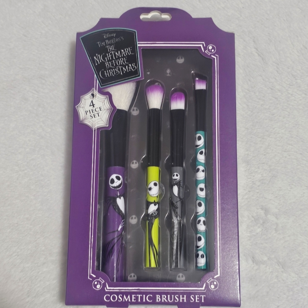 Disney & Tim Burton's The Nightmare Before Christmas Cosmetic Brush Set BNIB!!